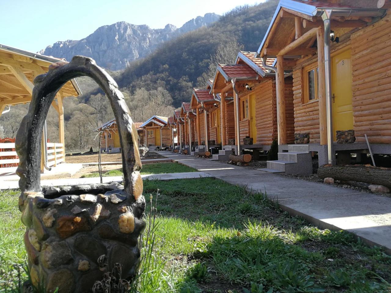 Juzni Vetar Hotel Trnski Odorovci Exterior photo